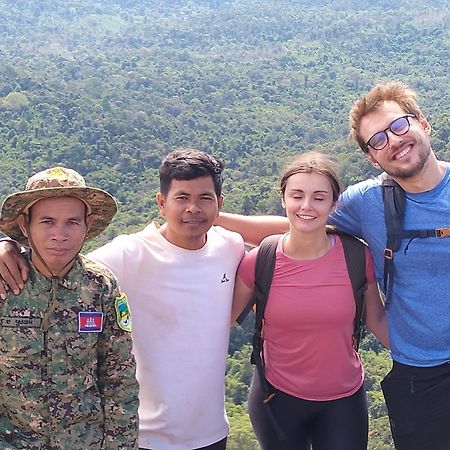 Ratanakiri Farmhouse & Trekking Banlung Екстер'єр фото