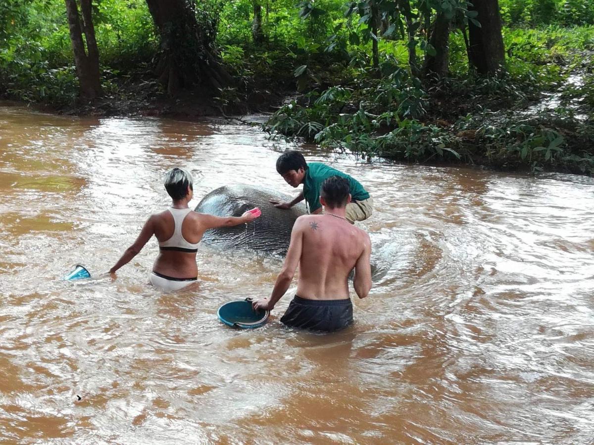 Ratanakiri Farmhouse & Trekking Banlung Екстер'єр фото