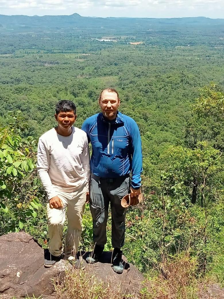 Ratanakiri Farmhouse & Trekking Banlung Екстер'єр фото